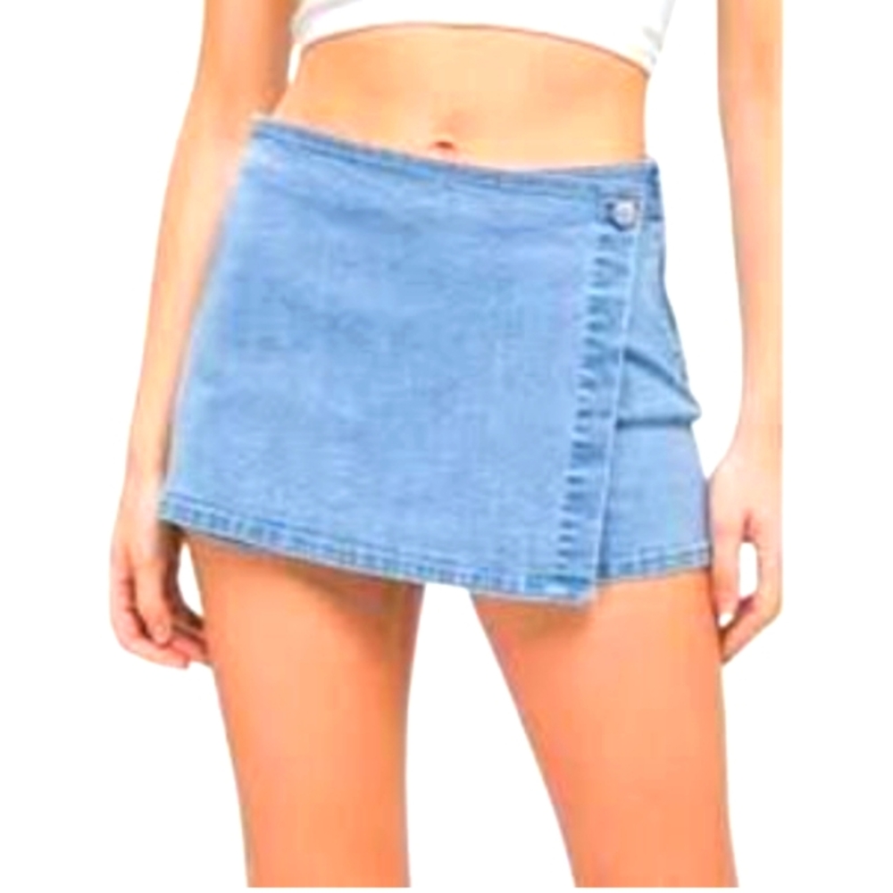 Love Tree Light Blue Denim Skort